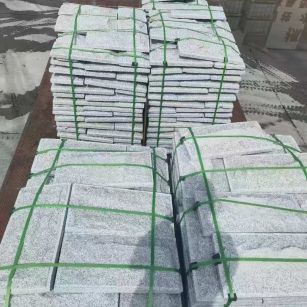 长治 芝麻白蘑菇石装车出货