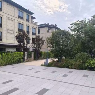 长治 芝麻白与芝麻白搭配铺装，尺寸1200*600