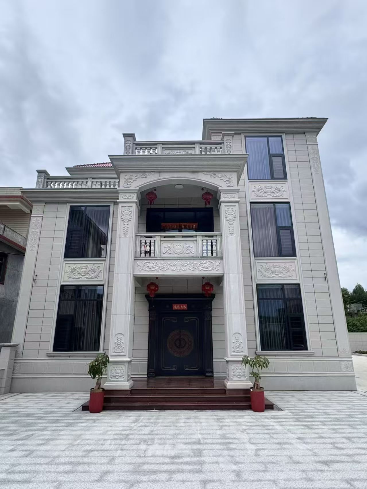 长治 芝麻白石材别墅干挂案例展示