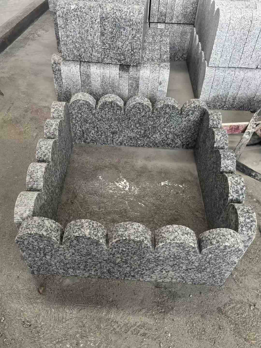 长治 花边石、花坛围栏石、花池界石、菜园栅栏石、镶边石、波浪状界石介绍