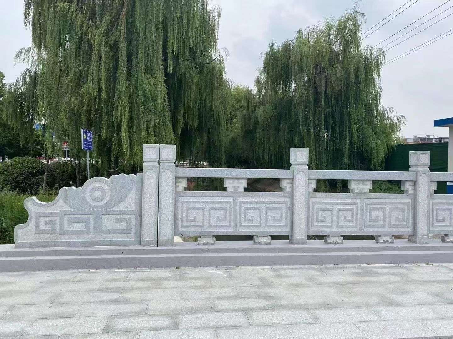 长治 芝麻灰桥栏杆、河道栏杆安装效果