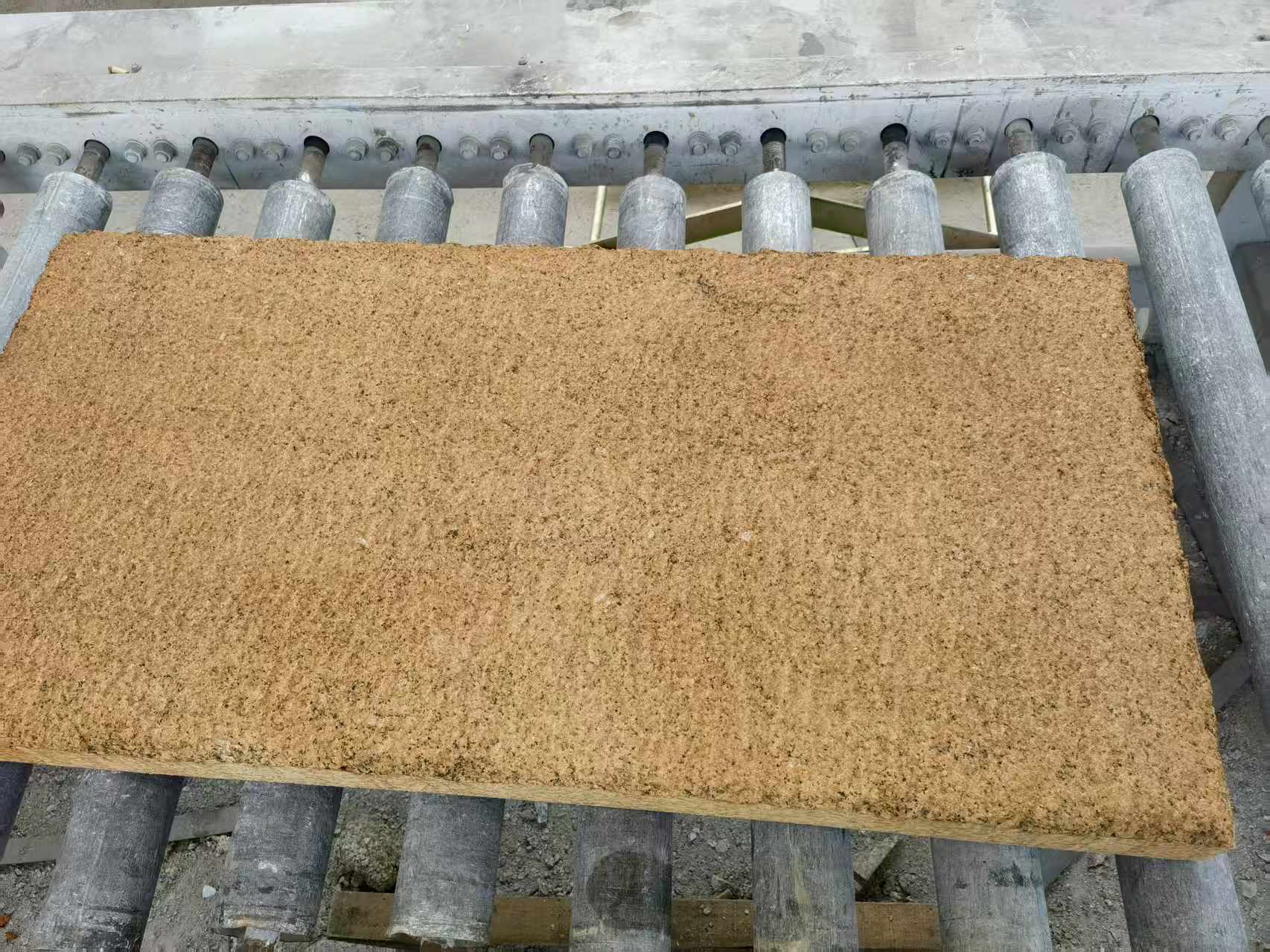 长治 菠萝面老石板，做旧仿古石，流水线生产加工