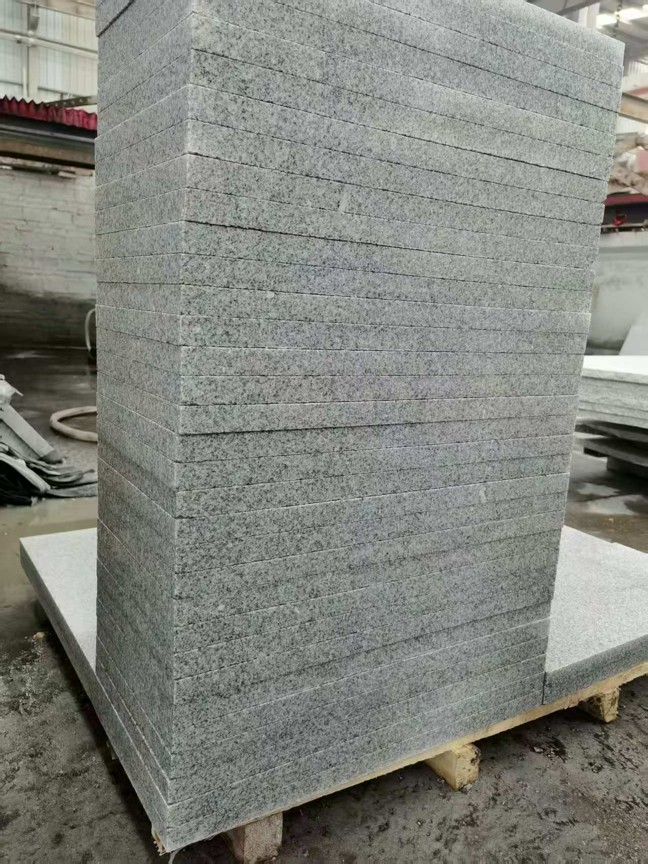 长治 花岗岩 地铺成品300*600，尺寸标准、厚薄均匀
